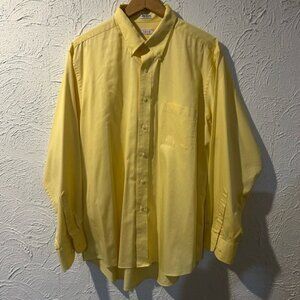 Men’s Pale Yellow IZOD Wrinkle Free Twill Long sleeve Button down Collared Shirt
